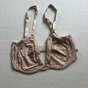 Victoria’s Secret Unlined  Demi